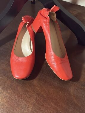 Everlane Orange Block Heel Women's Pumps - Sleek Comfortable Style size 8